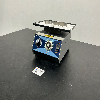 Thermo Fisher Scientific 4625-1CE Titer Plate Shaker image 1